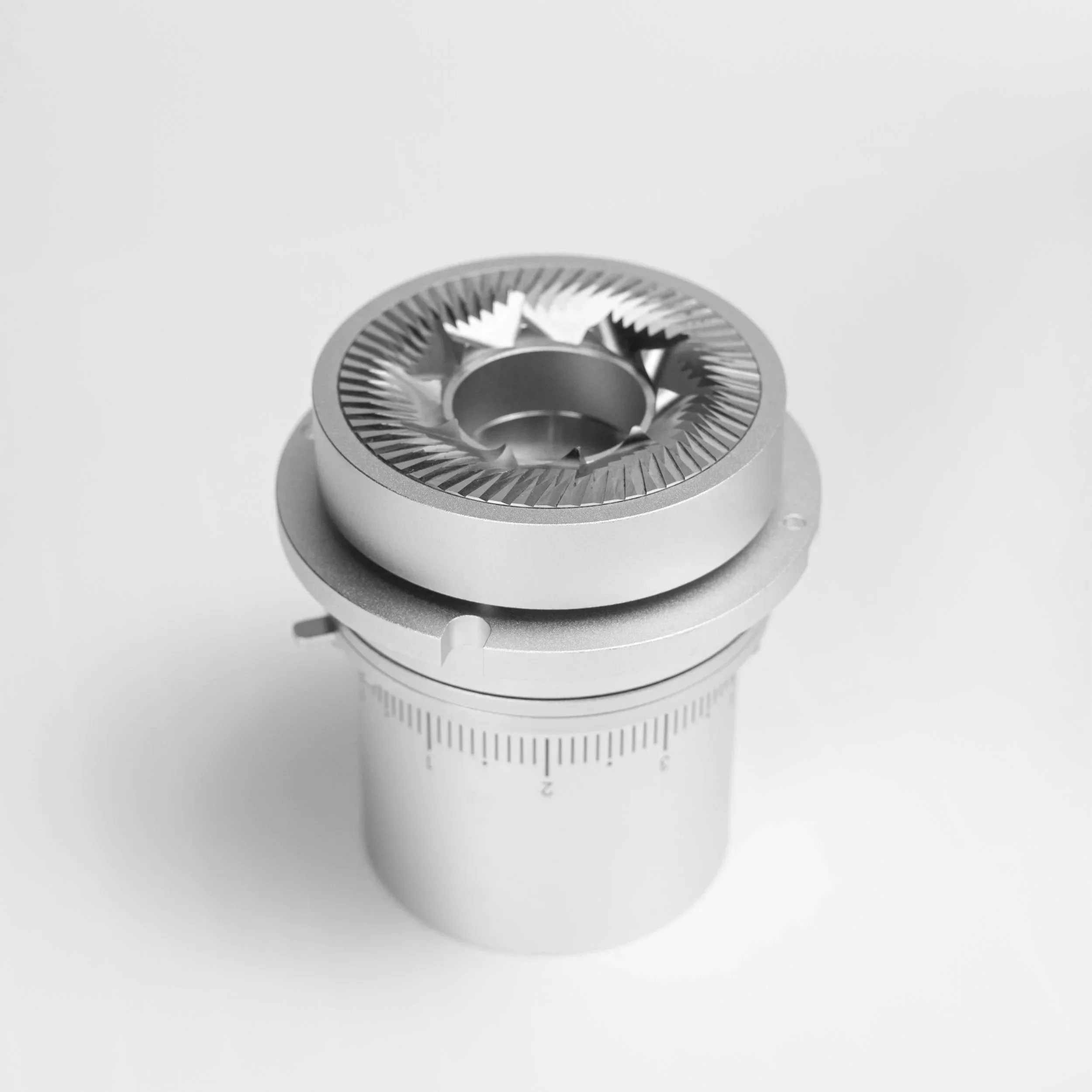 Lagom P80 Flat Burr Coffee Grinder - Image 8