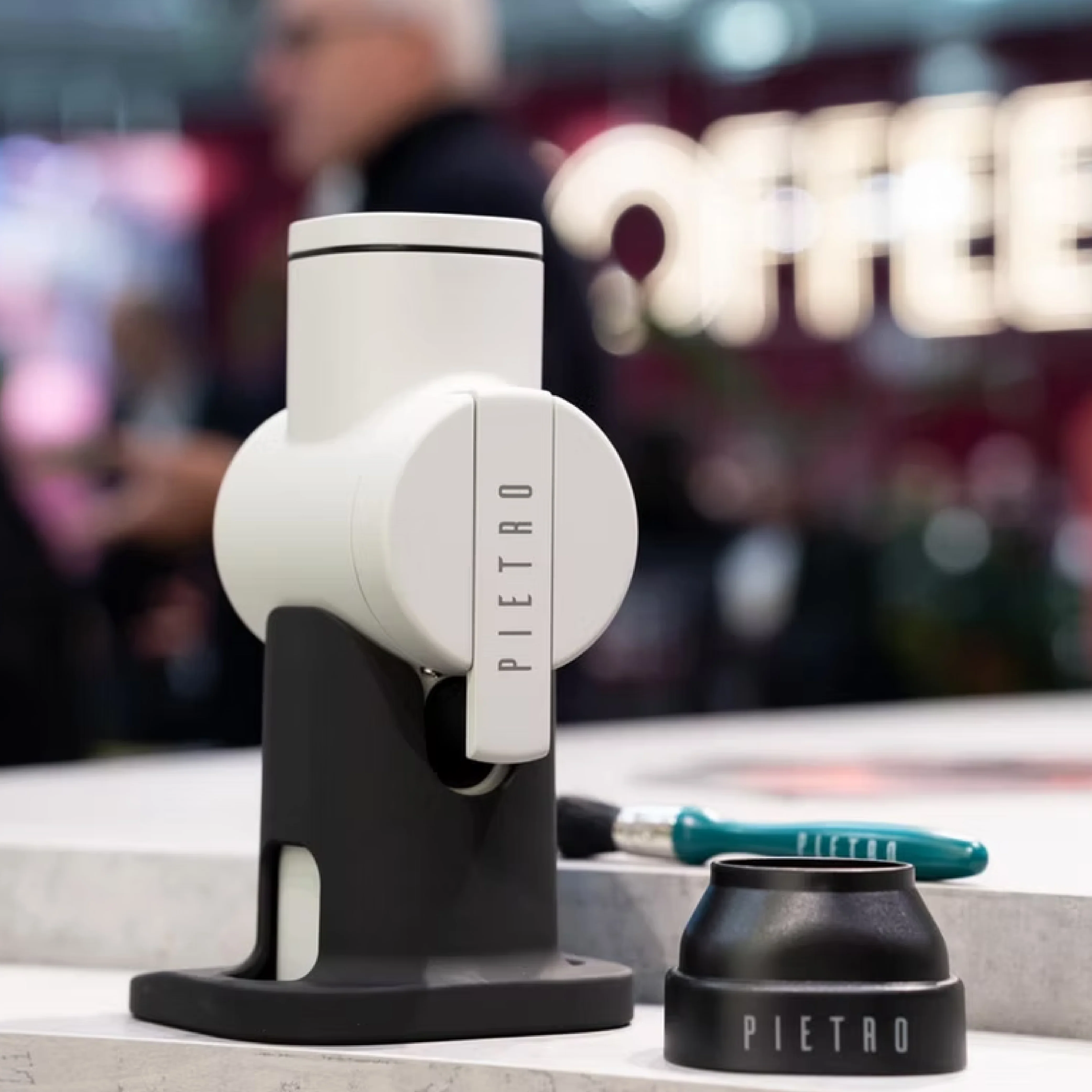Fiorenzato Pietro Manual Coffee Grinder - Image 4
